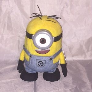 Minion 🖤 talking walking toy- VERY CUTE! WORKS ⭐️